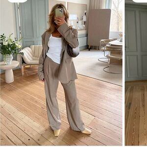 Djerf Avenue Favorite Pants in Oat